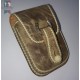 FUNDA CORTA PLUMA PESTAÑA PASADOR DOBLE